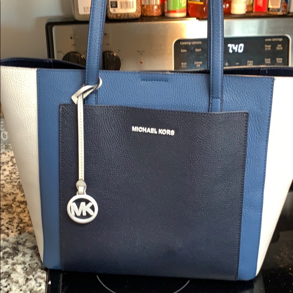 Michael Kors shoulder bag